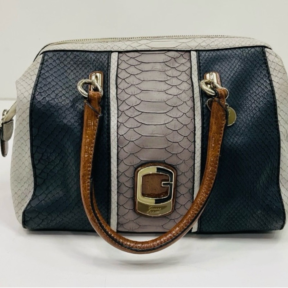 GUESS Chic Black and Cream Designer Handbag